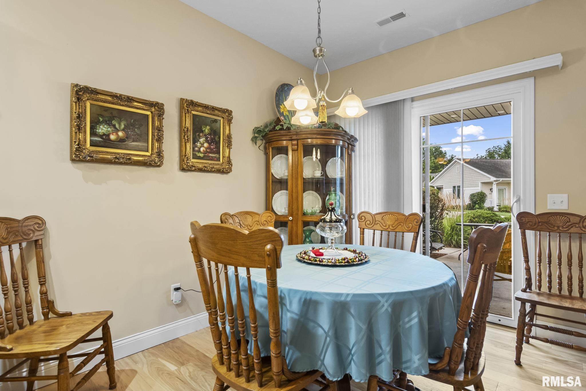 3428 Pinyon Drive Springfield, IL 62711 - Photo 10 of 26 Gallery Image 10