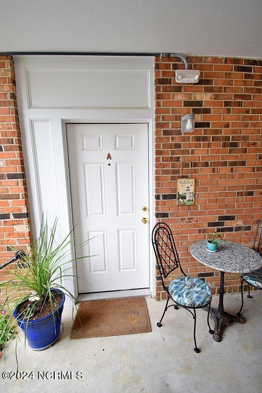 228 Linden Street, Unit A New Bern, NC 28560 - Photo 2 of 12 DSC_0935