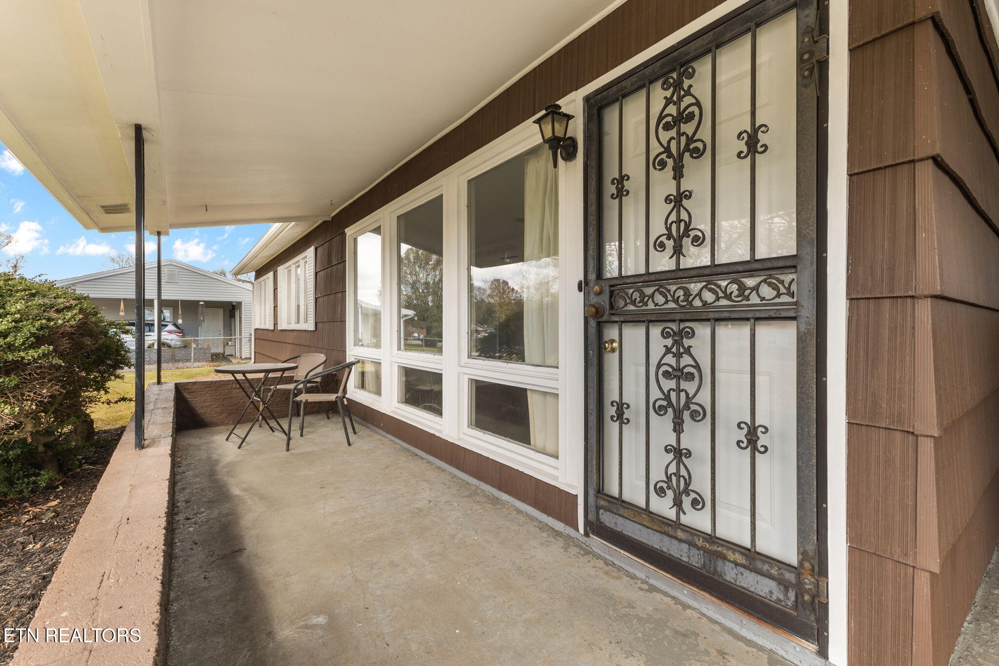 3008 Sanderson Road Knoxville, TN 37921 - Photo 3 of 33 Gallery Image 3