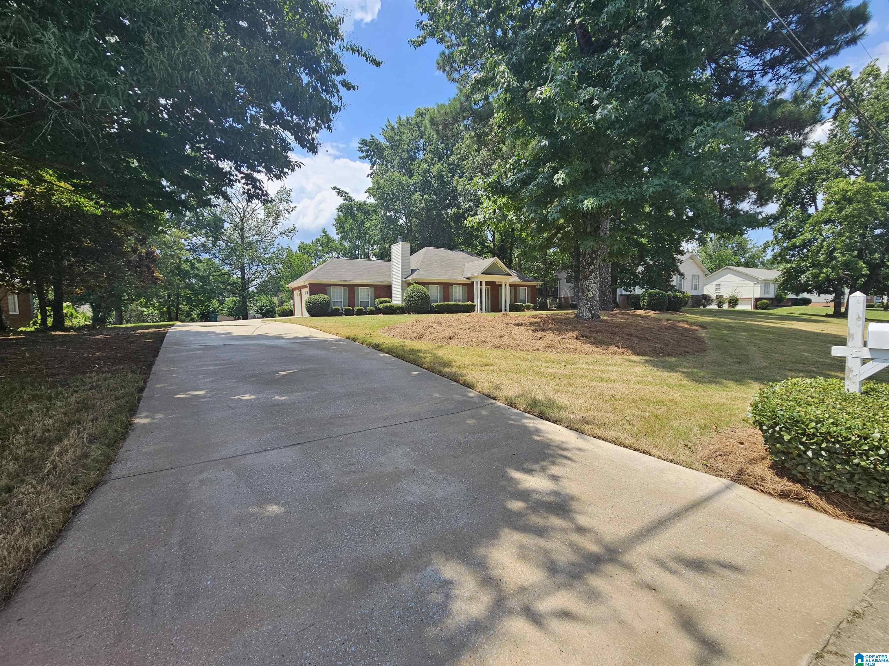 112 Elm Street Pleasant Grove, AL 35127 - Photo 2 of 10