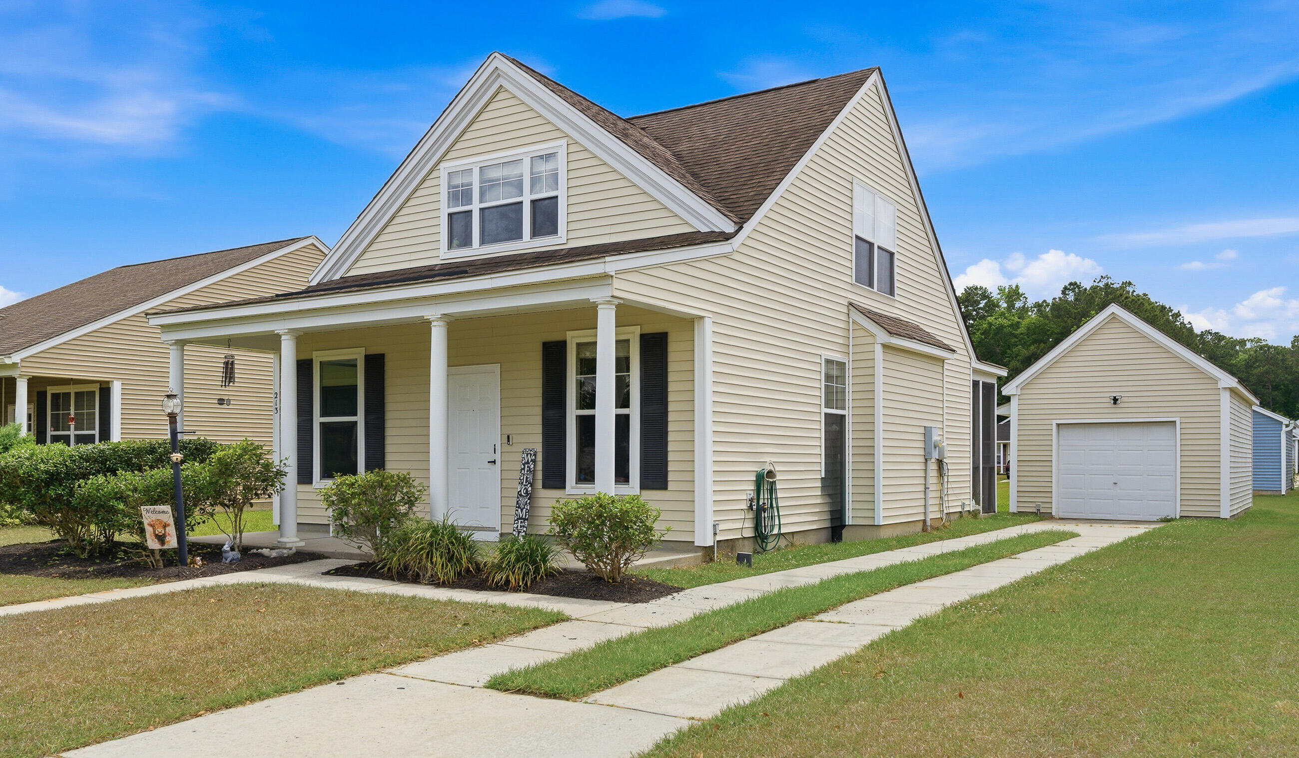 213 Killarney Trail Moncks Corner, SC 29461 - Photo 2 of 40