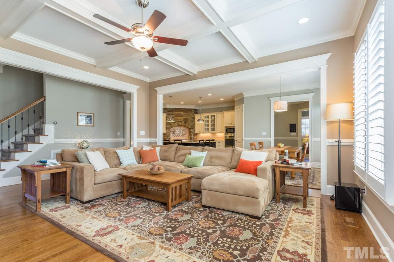 5012 Pomfret Point Raleigh, NC 27612 - Photo 5 of 25 The family room is fully open to the kitchen and the breakfast room.