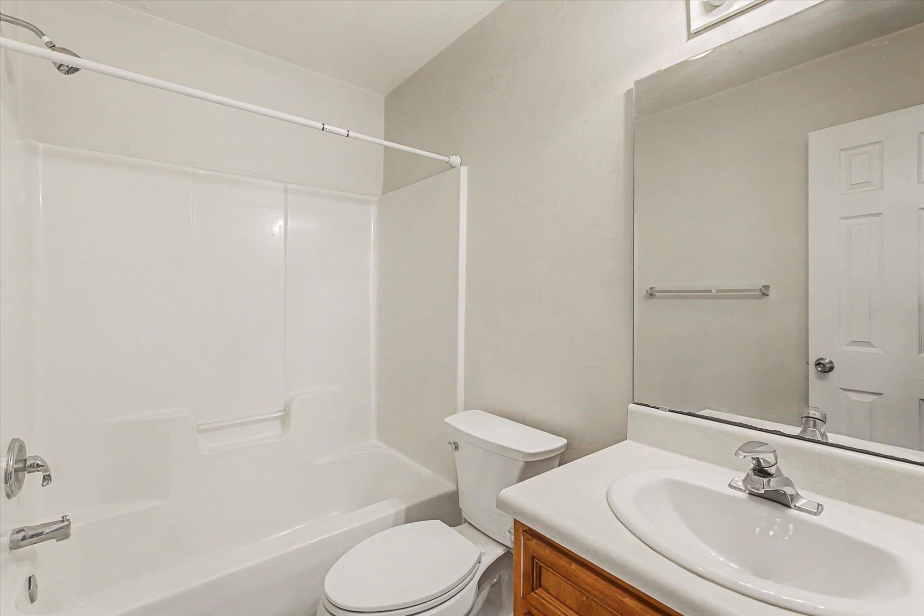 2525 Hartsfield Road, Unit 20 Tallahassee, FL 32303 - Photo 2 of 40