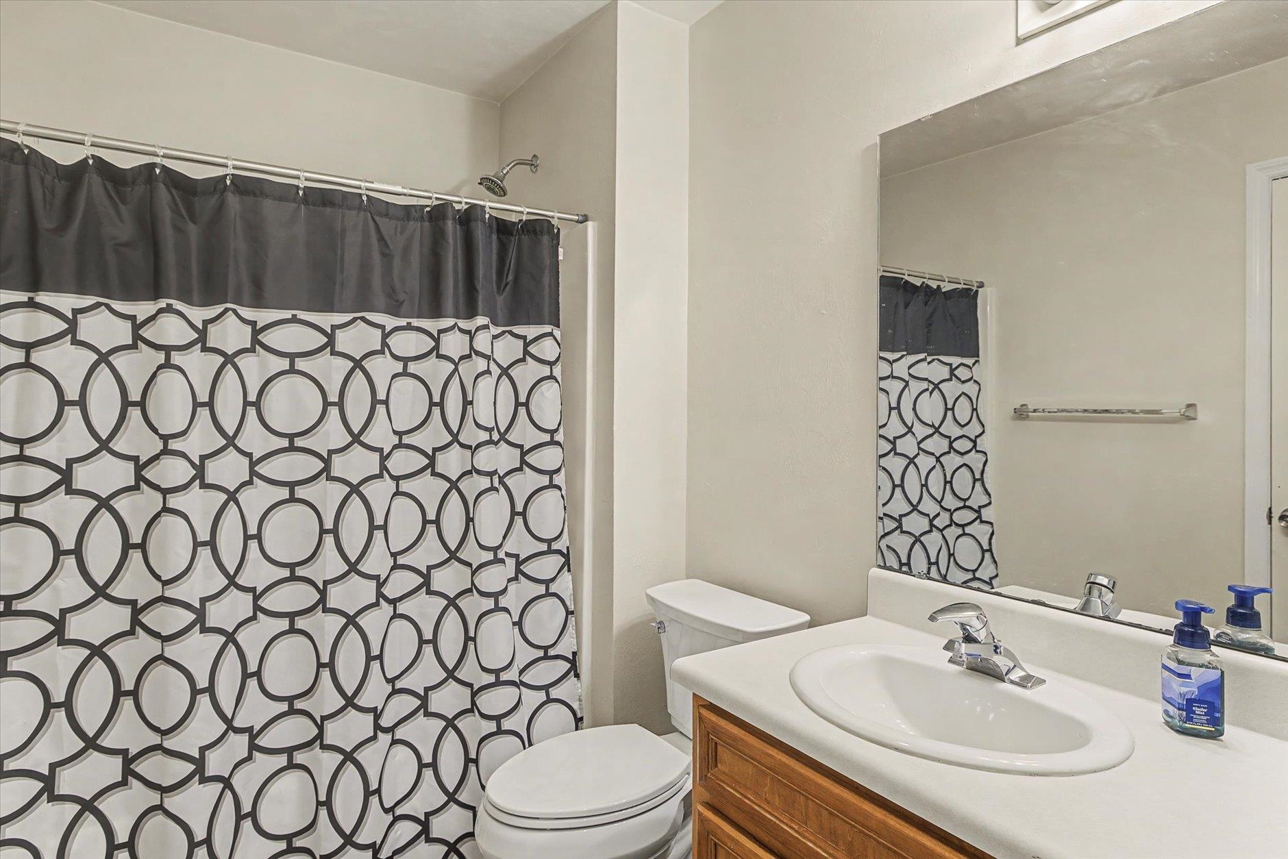 2525 Hartsfield Road, Unit 20 Tallahassee, FL 32303 - Photo 26 of 40