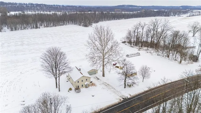 $249,900 | 3200 Highway 14, Lyons, NY 14489