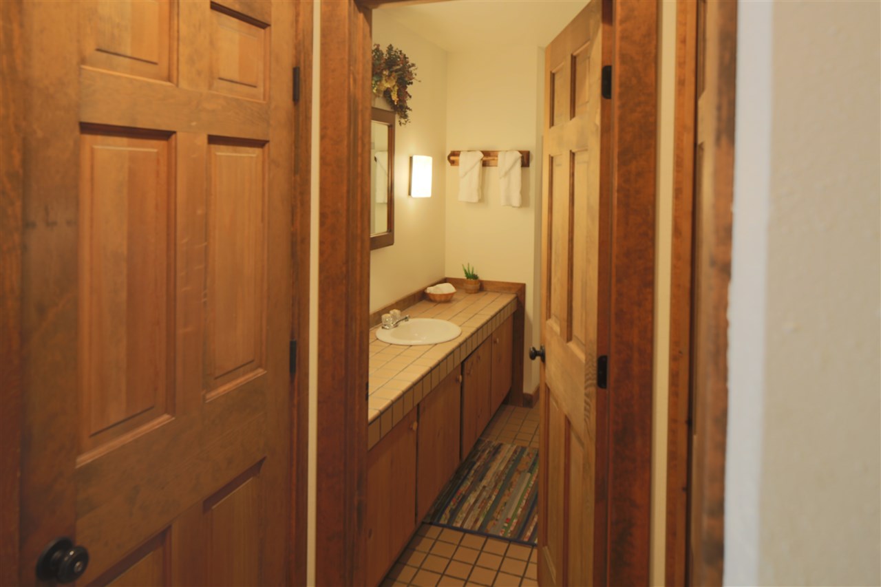 894 East Ash Road, Unit 11 Plymouth, VT 05056 - Photo 4 of 15 Gallery Image 4