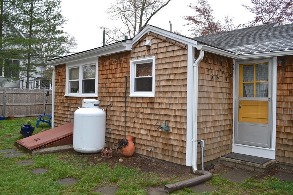 18 Wilson Road Marion, MA 02738 - Photo 11 of 18 Gallery Image 11