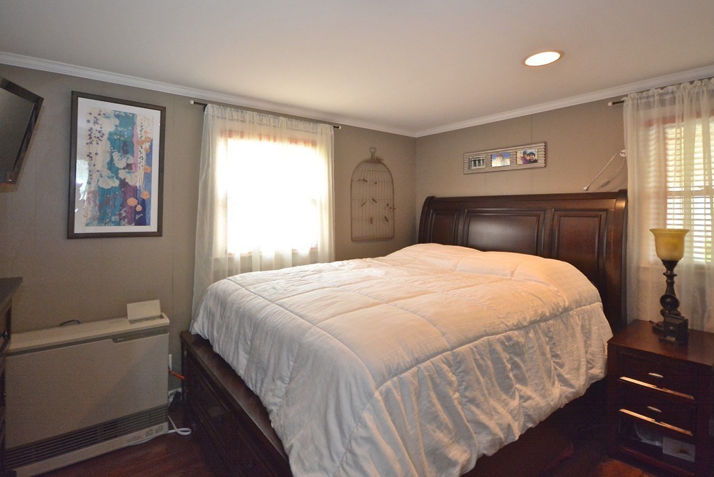 18 Wilson Road Marion, MA 02738 - Photo 8 of 18 Gallery Image 8