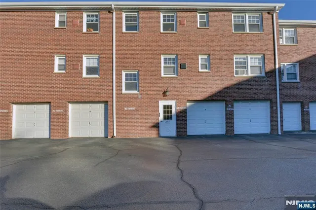 $349,000 | 255 Bogert Road, Unit 2A, River Edge, NJ 07661