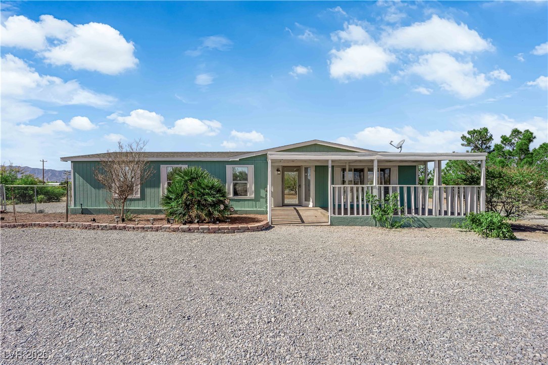 View of front of home featuring a porch