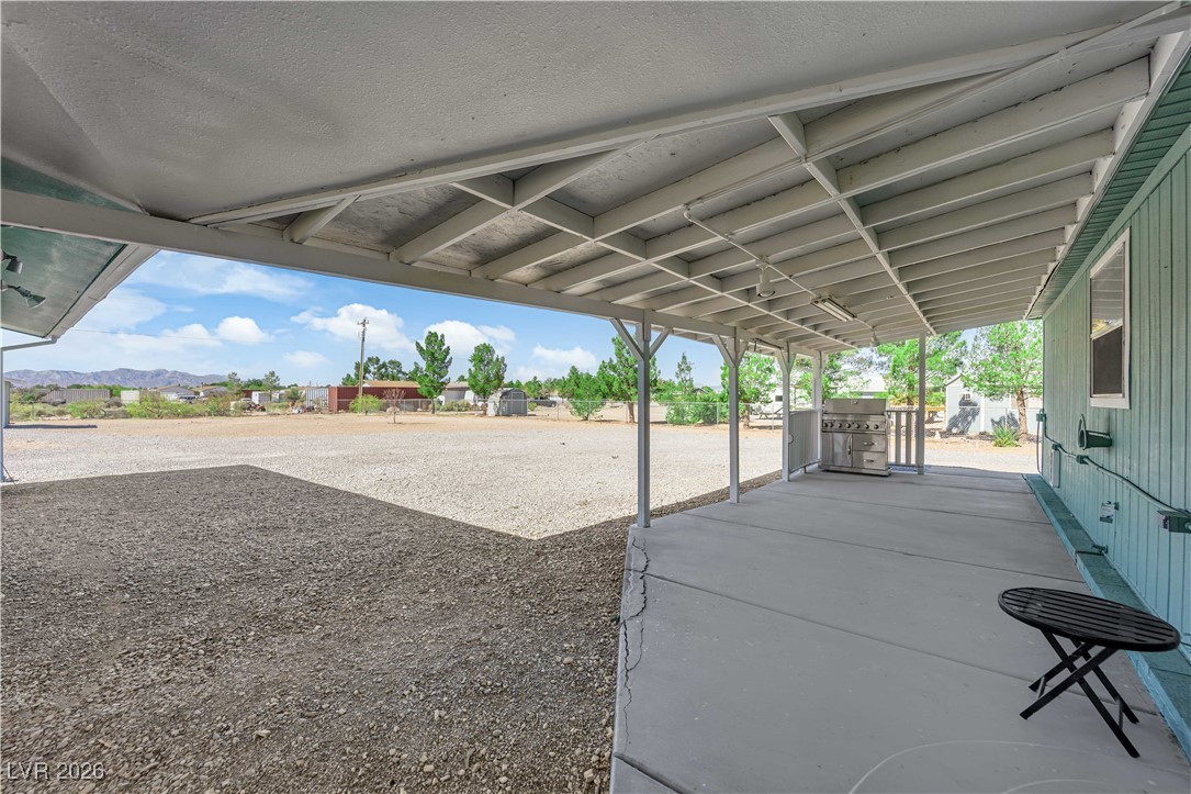 5550 Vicki Ann Road Pahrump, NV 89048 - Photo 15 of 44 View of patio / terrace with grilling area