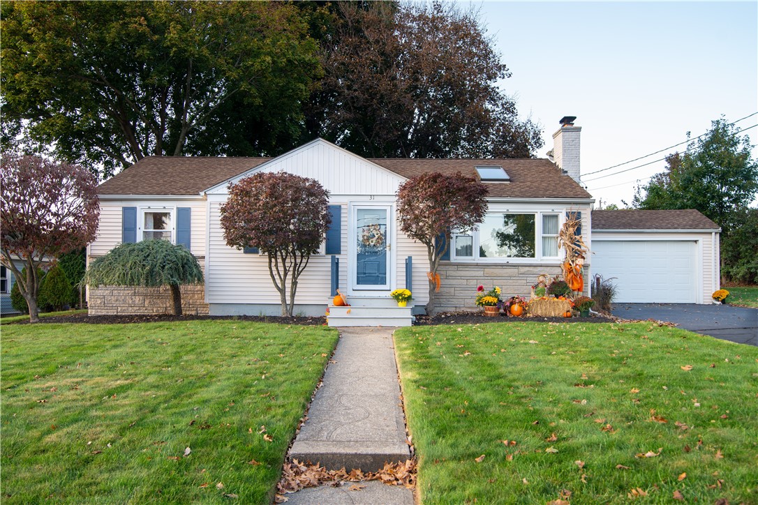31 Park Forest Road Cranston, RI 02920 - Photo 1 of 50 Gallery Image 1