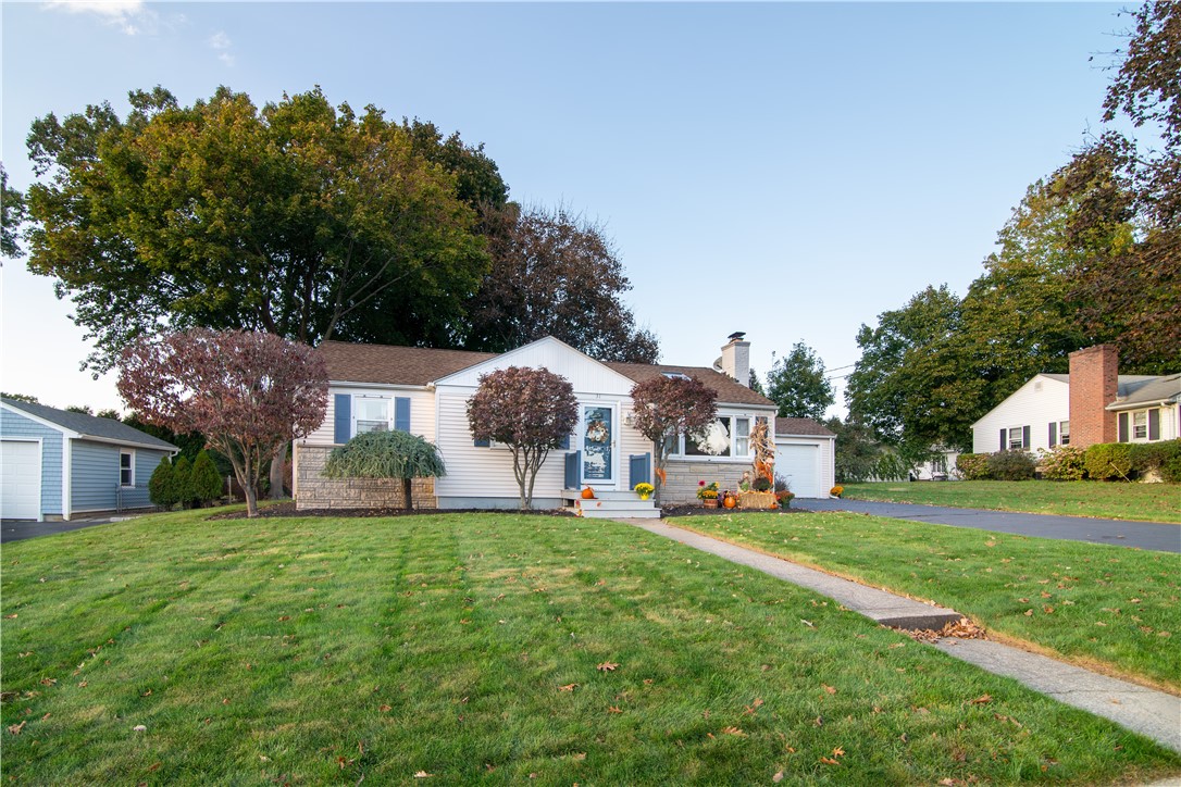 31 Park Forest Road Cranston, RI 02920 - Photo 2 of 50 Gallery Image 2