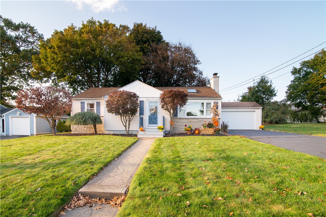 31 Park Forest Road Cranston, RI 02920 - Photo 4 of 50 Gallery Image 4
