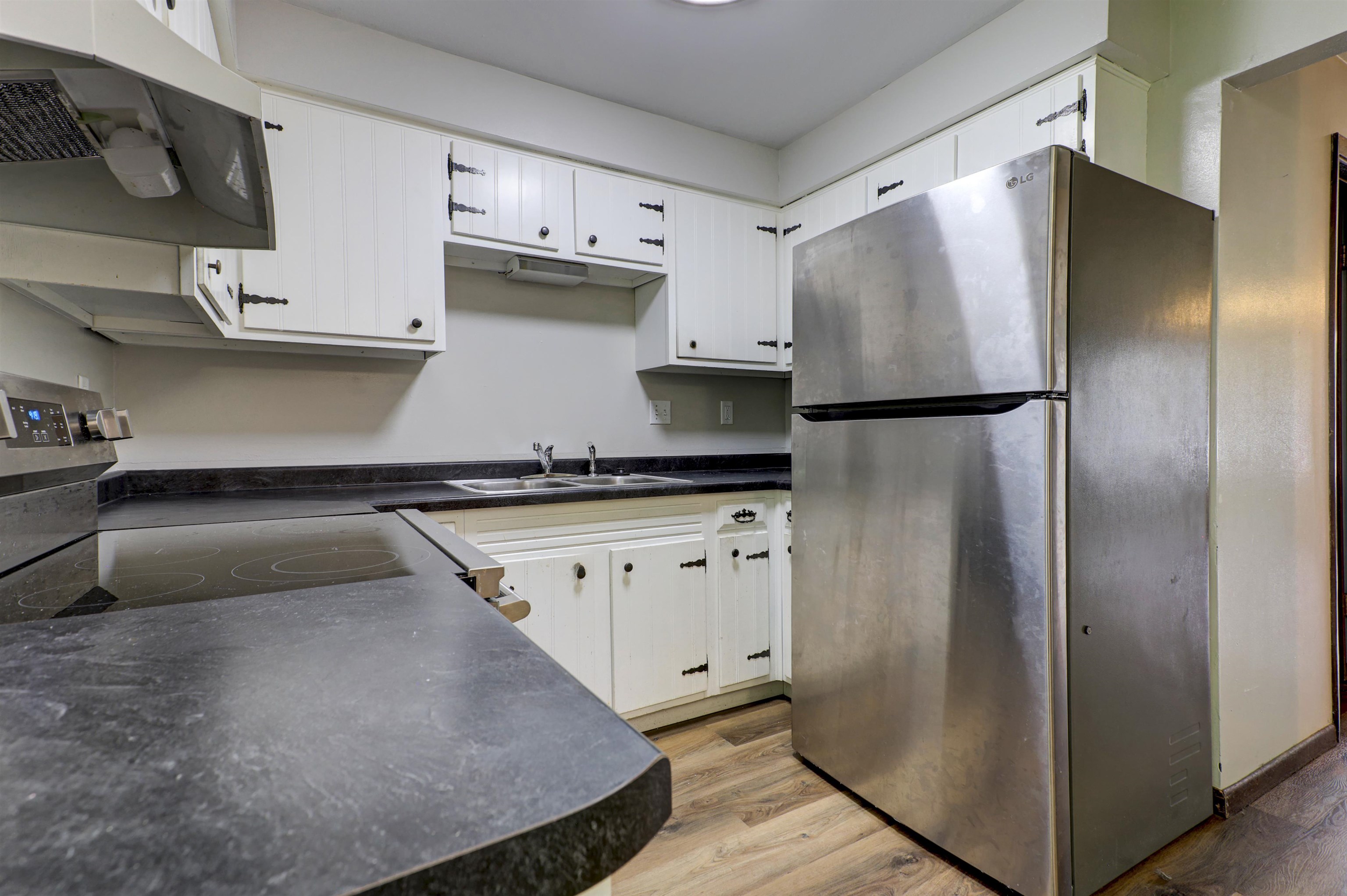 1825 West Brewster Street Appleton, WI 54914 - Photo 11 of 32