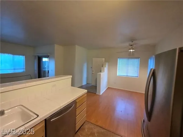 $209,900 | 2110 Los Feliz Street, Unit 1007, Las Vegas, NV 89156