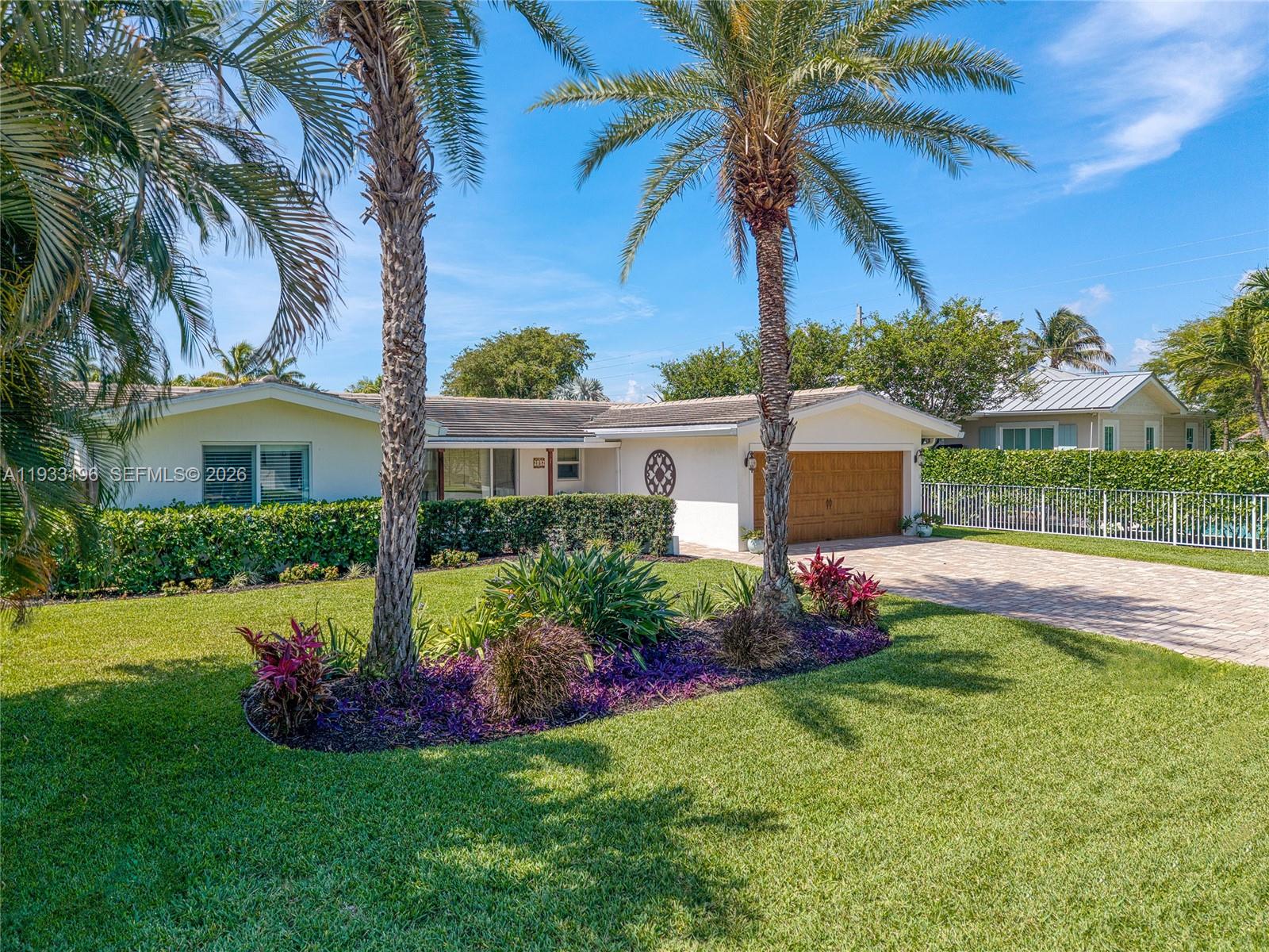 2832 Northeast 34th Street Lighthouse Point, FL 33064 - Photo 9 of 64