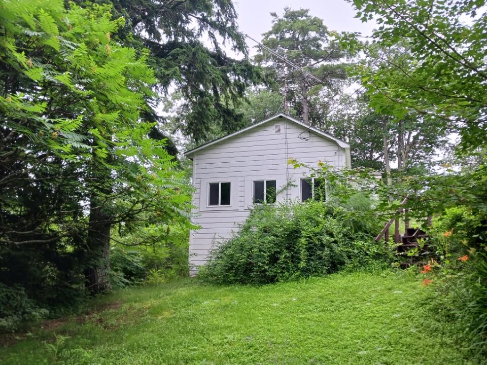 542 Ridge Road Chesterville, ME 04938 - Photo 3 of 32 Side yard North
