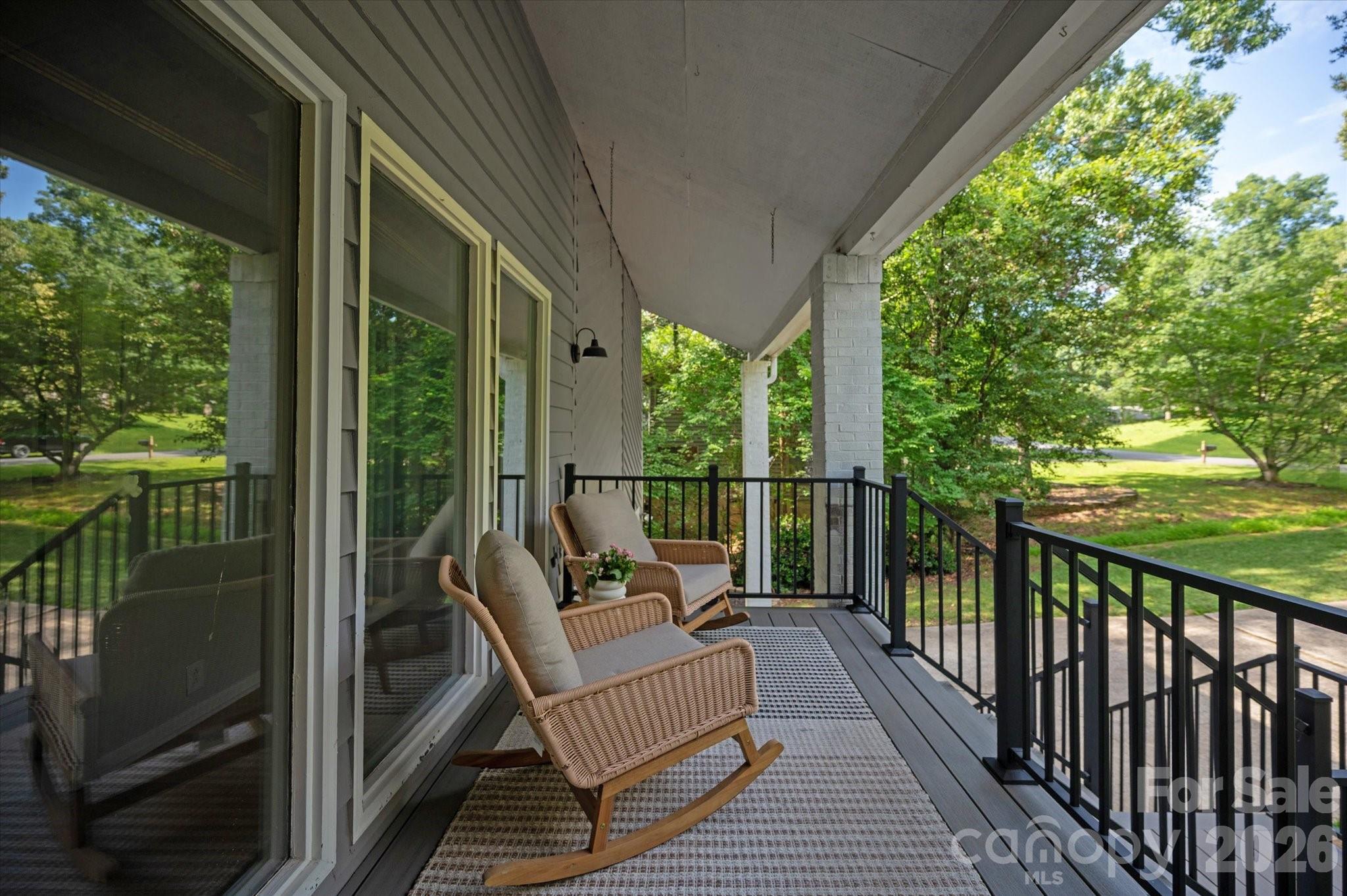 7611 Robin Crest Road Charlotte, NC 28226 - Photo 3 of 48