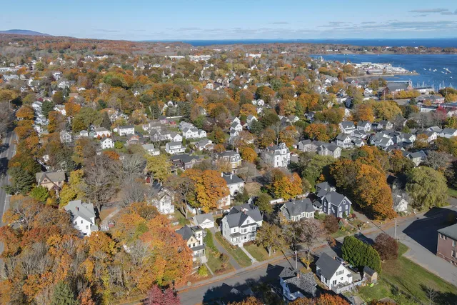 $449,000 | 89 Summer Street, Rockland, ME 04841