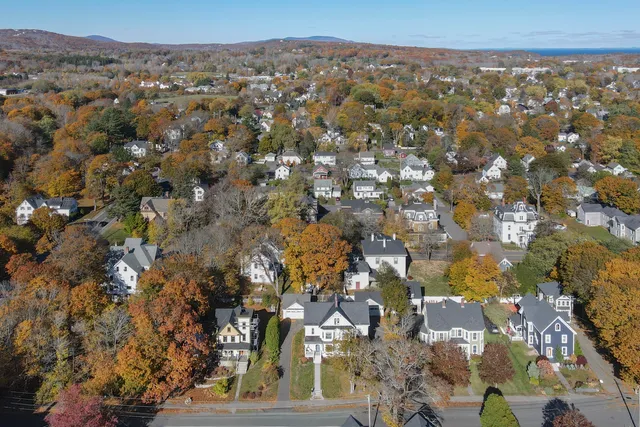 $449,000 | 89 Summer Street, Rockland, ME 04841