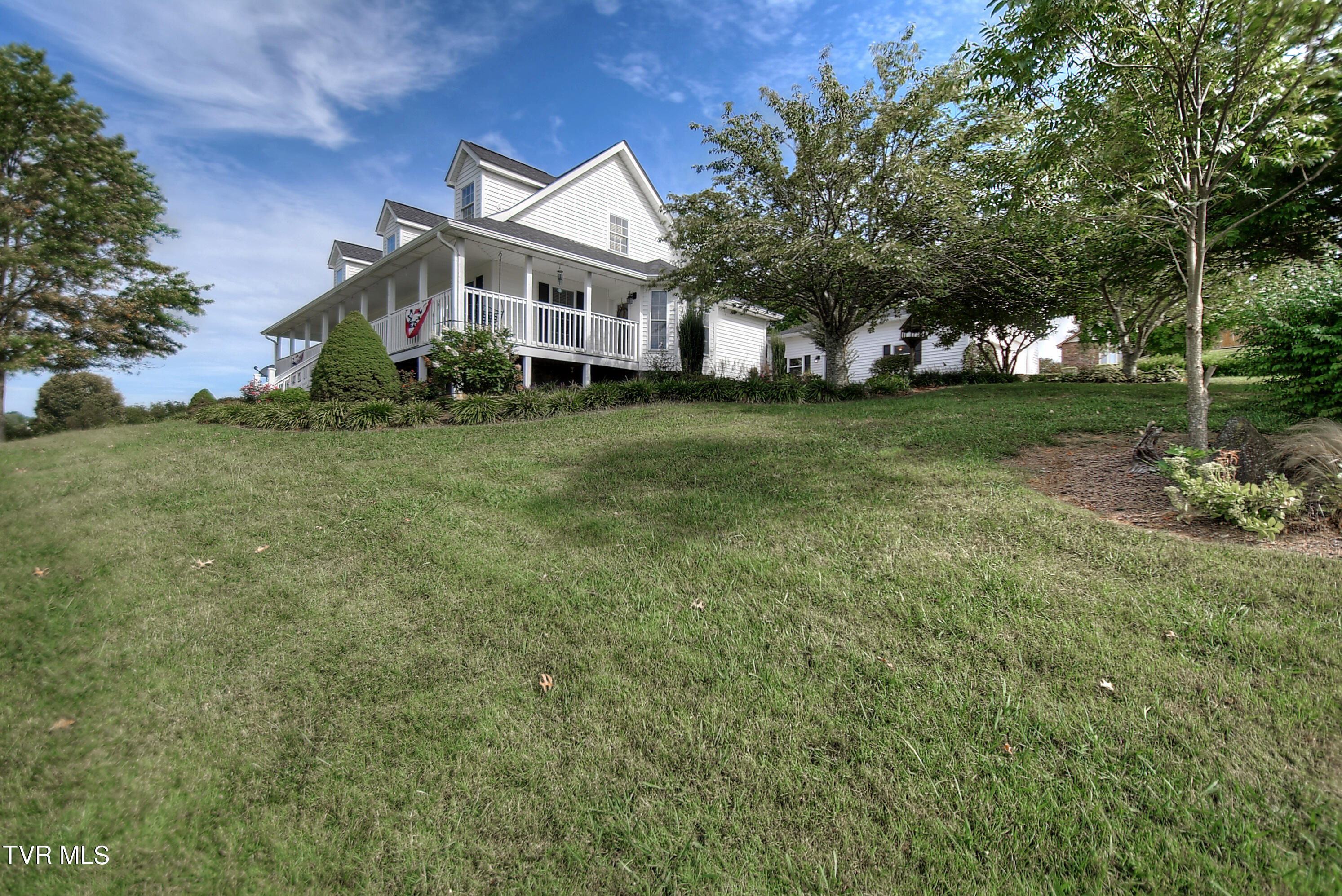 1034 Old State Rte 34 Jonesborough, TN 37659 - Photo 3 of 46 3