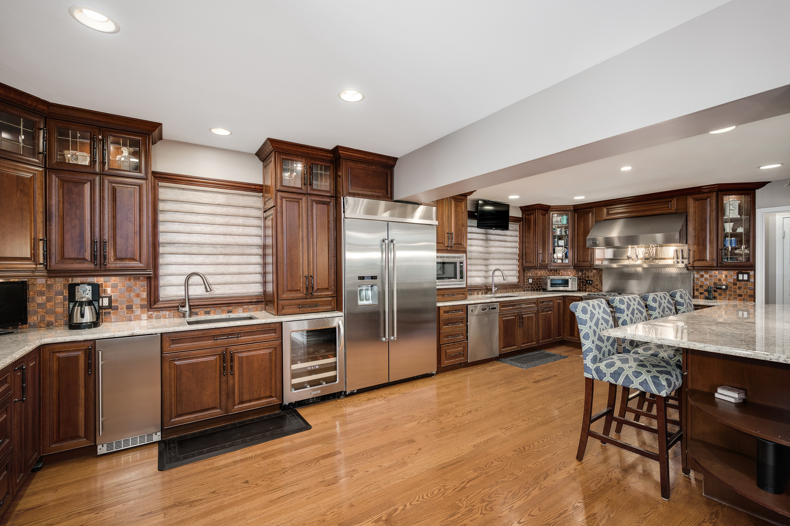 2851 West Rascher Avenue Chicago, IL 60625 - Photo 24 of 58