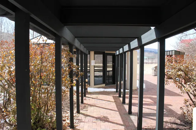 $349,900 | 48 Cooper Memorial Drive, Unit 415, Lincoln, NH 03251