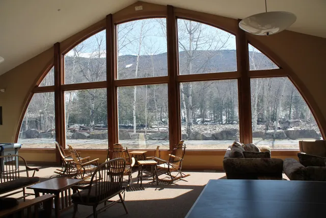 $349,900 | 48 Cooper Memorial Drive, Unit 415, Lincoln, NH 03251