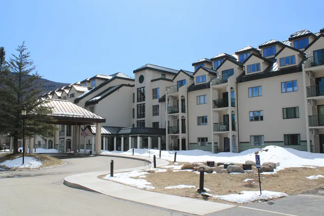 $349,900 | 48 Cooper Memorial Drive, Unit 415, Lincoln, NH 03251