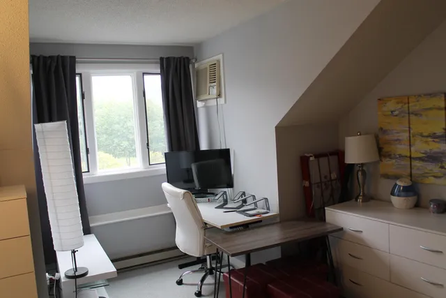 $349,900 | 48 Cooper Memorial Drive, Unit 415, Lincoln, NH 03251