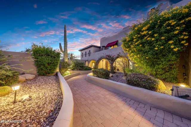 $1,800,000 | 6945 Ashler Hills Drive, Scottsdale, AZ 85266