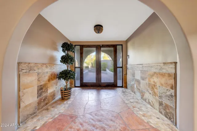 $1,800,000 | 6945 Ashler Hills Drive, Scottsdale, AZ 85266