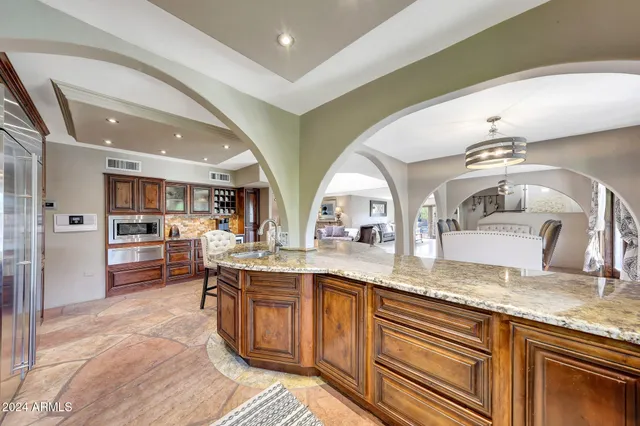 $1,800,000 | 6945 Ashler Hills Drive, Scottsdale, AZ 85266