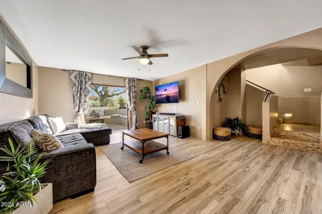 $1,800,000 | 6945 Ashler Hills Drive, Scottsdale, AZ 85266