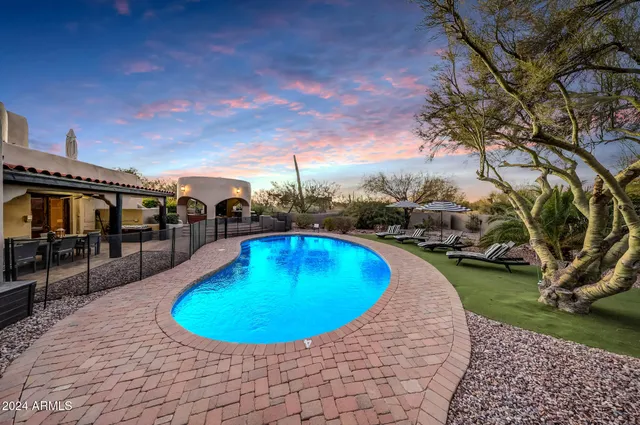 $1,800,000 | 6945 Ashler Hills Drive, Scottsdale, AZ 85266