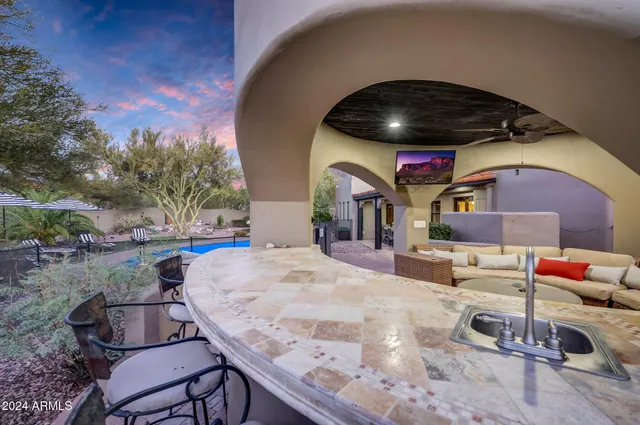 $1,800,000 | 6945 Ashler Hills Drive, Scottsdale, AZ 85266