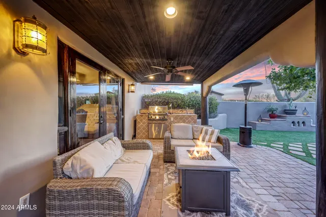 $1,800,000 | 6945 Ashler Hills Drive, Scottsdale, AZ 85266