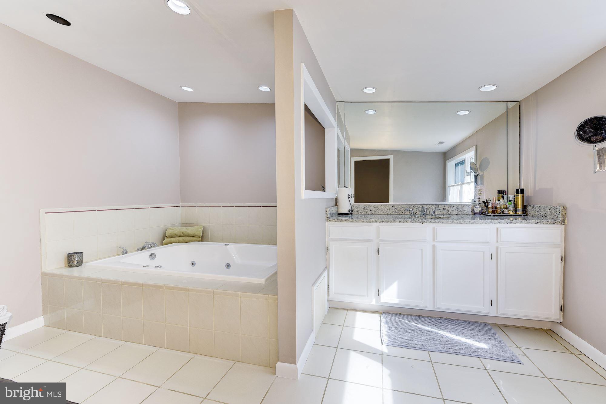 9 Greenvale Road Moorestown, NJ 08057 - Photo 15 of 27
