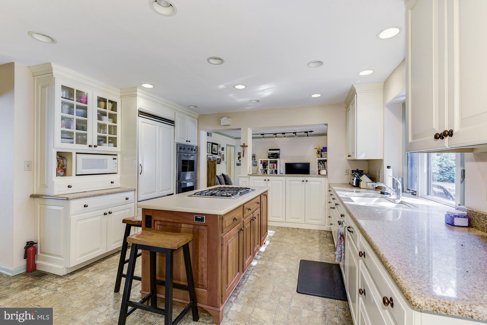 9 Greenvale Road Moorestown, NJ 08057 - Photo 7 of 27
