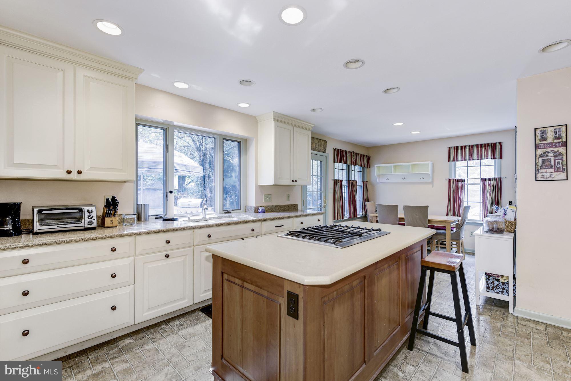 9 Greenvale Road Moorestown, NJ 08057 - Photo 9 of 27