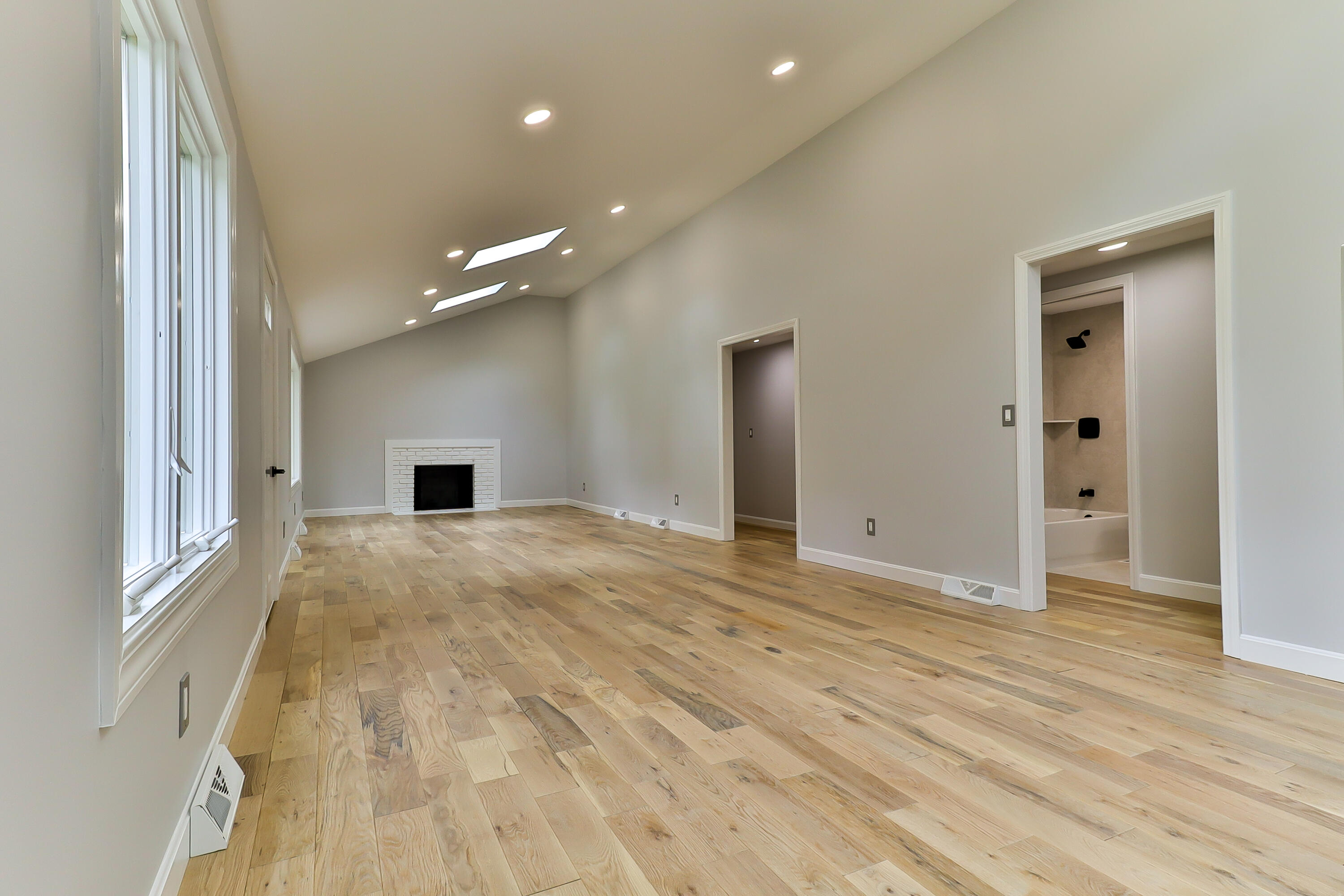 7 Guildford Road Centerville, MA 02632 - Photo 4 of 28 a view of an empty room