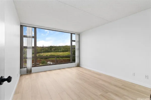 $475,000 | 98-402 Koauka Loop, Unit 615, Aiea, HI 96701