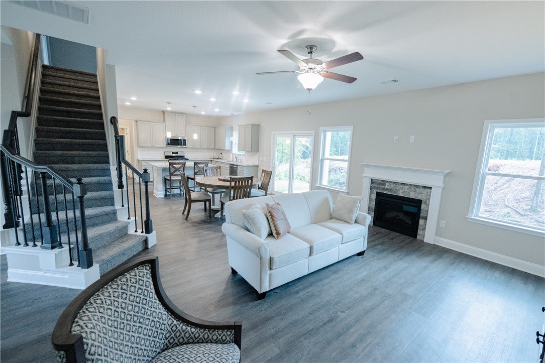 1891 Waterfall Road Auburn, AL 36830 - Photo 12 of 49 Gallery Image 12