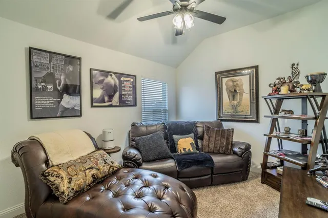 $350,000 | 929 Tesslynn Avenue, Godley, TX 76044