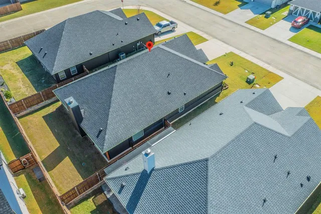 $350,000 | 929 Tesslynn Avenue, Godley, TX 76044