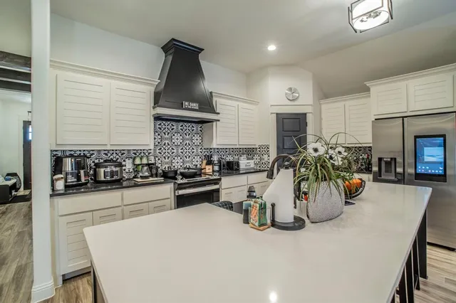 $350,000 | 929 Tesslynn Avenue, Godley, TX 76044