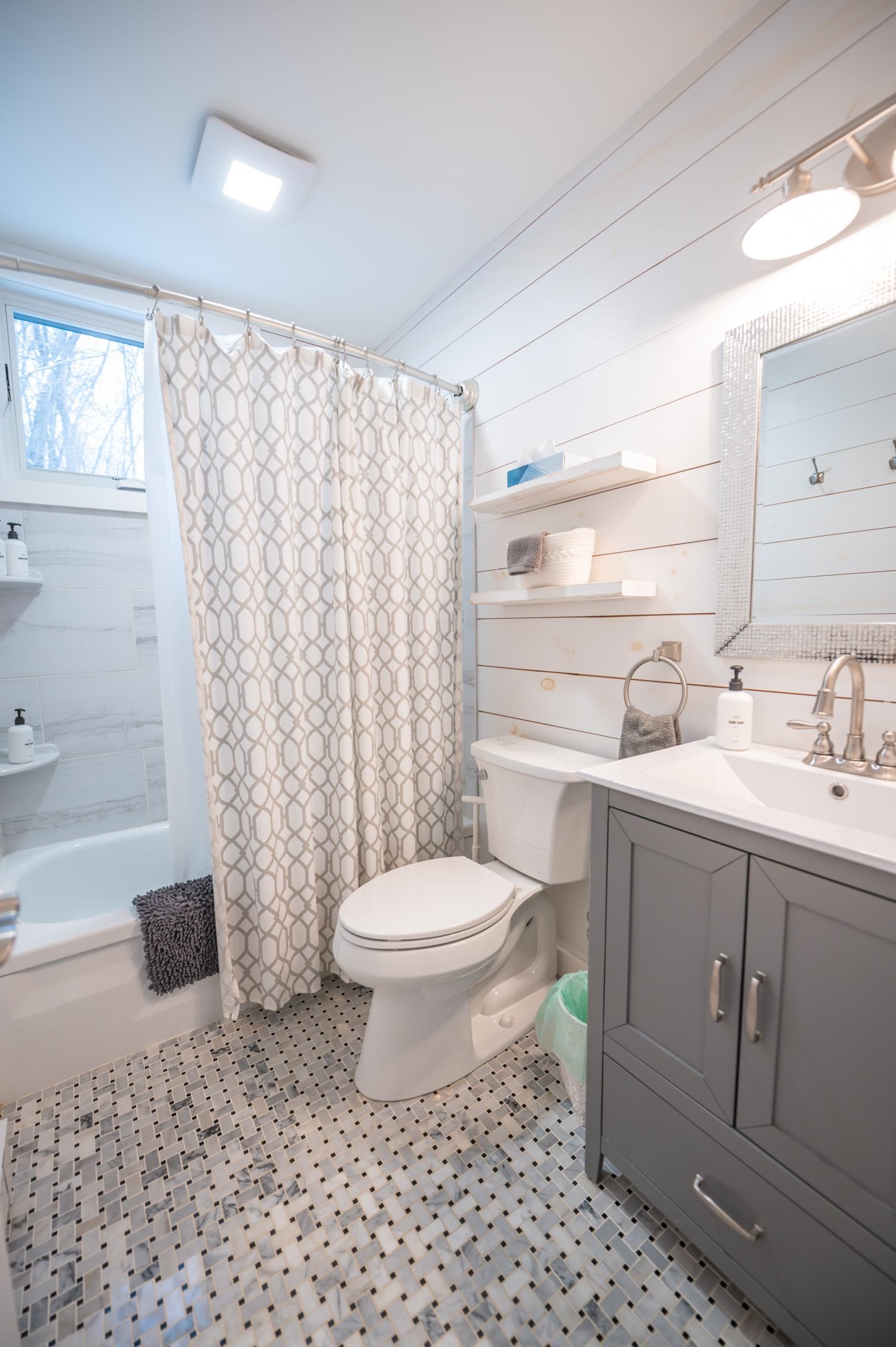 96 Big Bend Loop Wilmington, VT 05363 - Photo 15 of 38