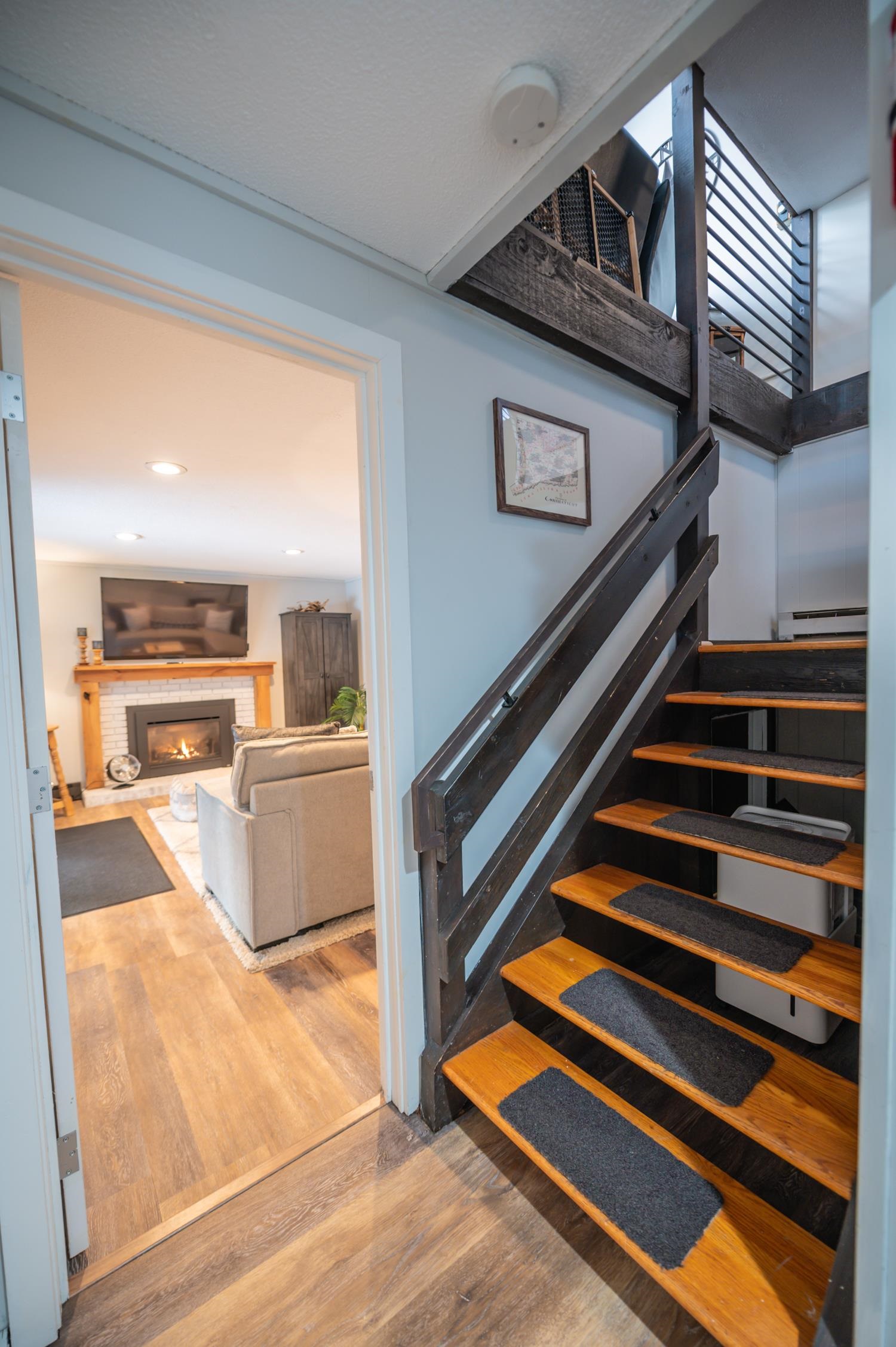 96 Big Bend Loop Wilmington, VT 05363 - Photo 16 of 38