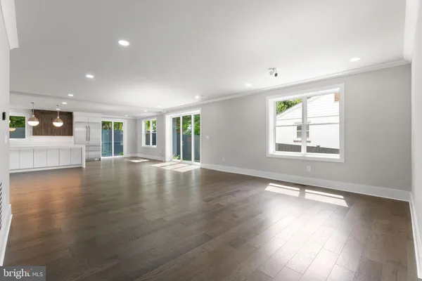 $1,599,900 | 1610 12th Street South, Arlington, VA 22204